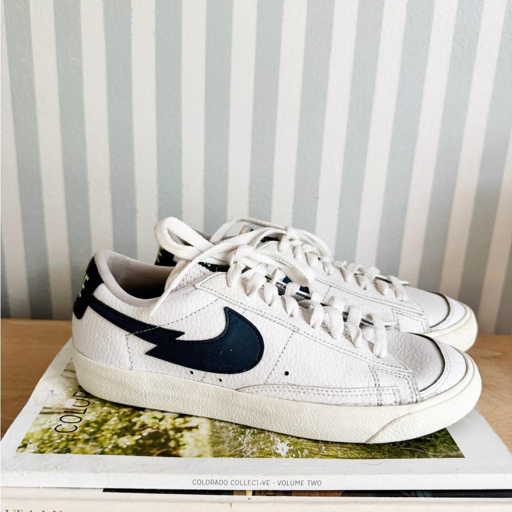 Split swoosh aquamarine Nikes 5.5Y or 7.5W